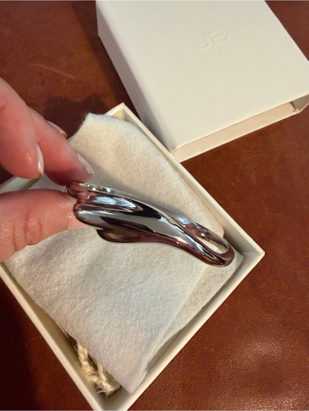 NWT Jenny Bird Portia Bangle Bracelet Silver - Picture 6 of 10